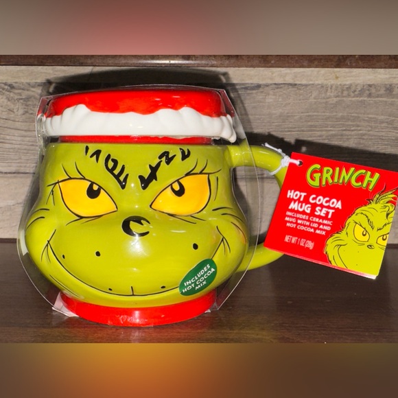 Super Cute The Grinch 3D Face Hot Cocoa Mug Set - NEW - Picture 5 of 12